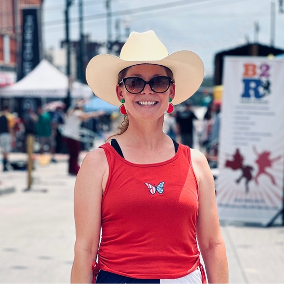 Meet your Posher, Ginger - Picture 10 of 10